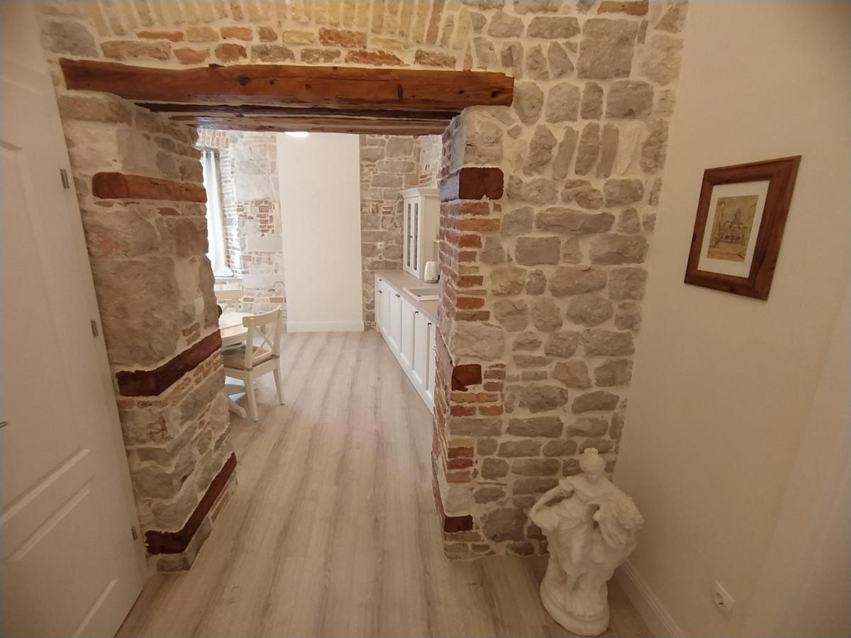 Apartment Antique Zadar - City Center Eksteriør billede