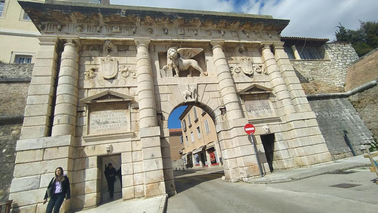 Apartment Antique Zadar - City Center Eksteriør billede
